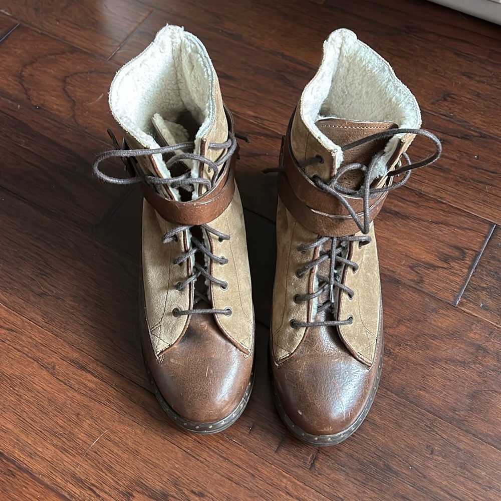 Ugg Luxury Collection Sassari Boots View 2
